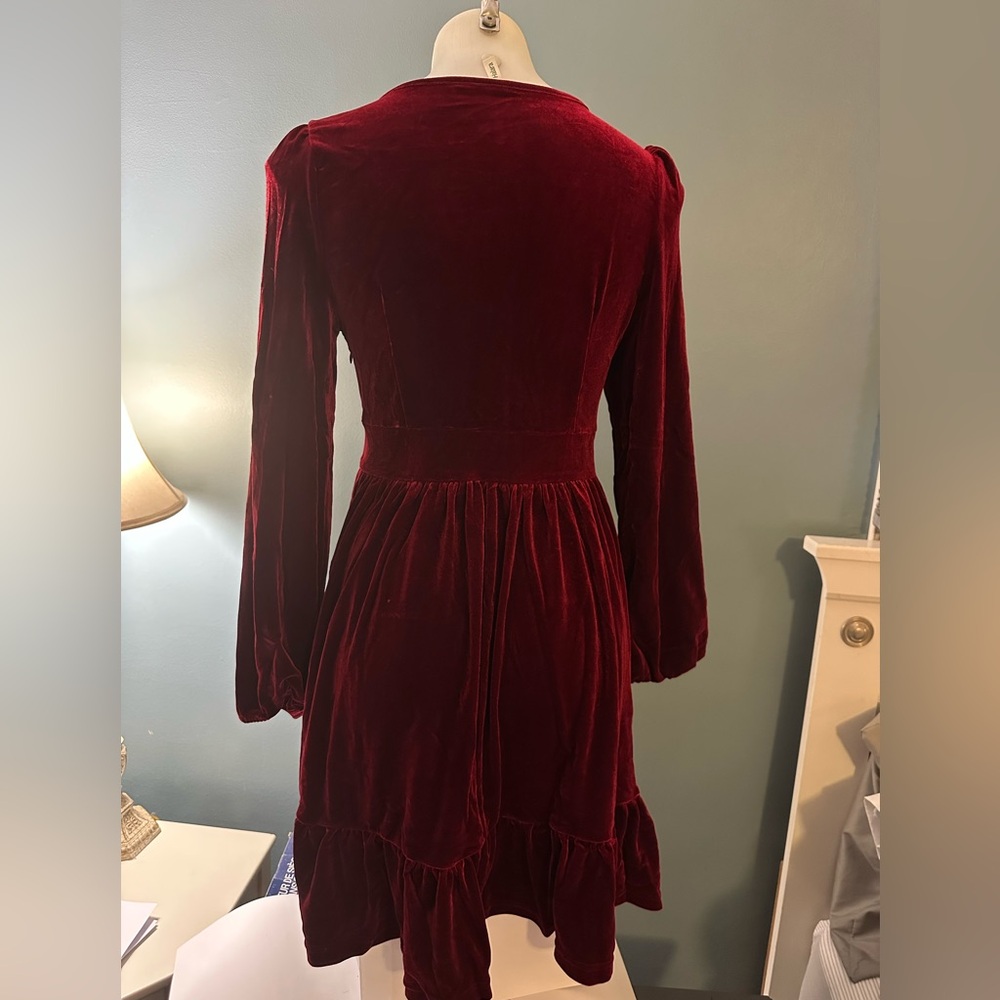 HALARA NWT Medium Maroon Velvet Long Sleeve Dress in Deep Red - Picture 2 of 6